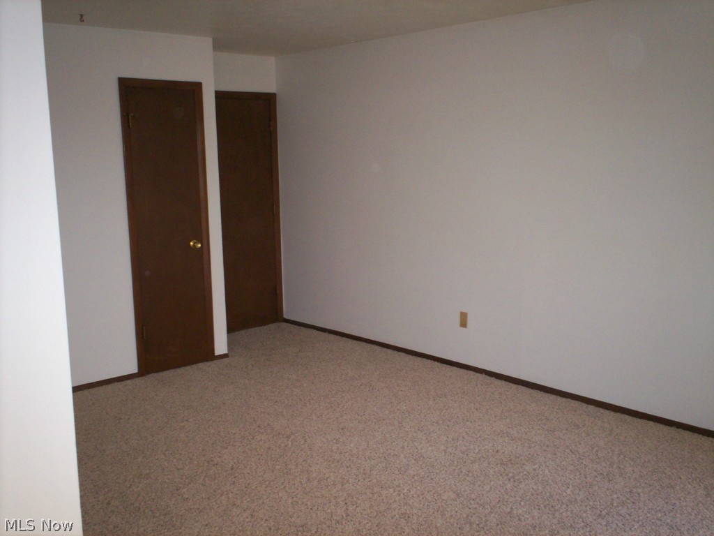 6640 Pearl Road, Unit 406 Cleveland, OH 44130 - Photo 7 of 13 Gallery Image 7