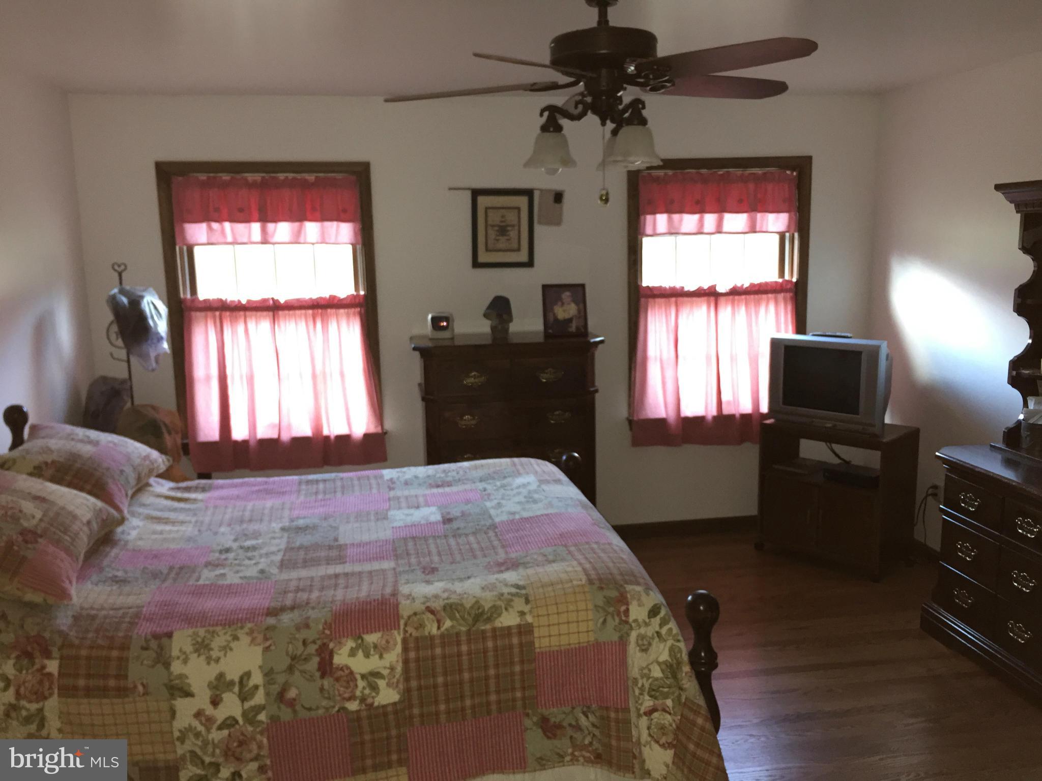 13402 Rhodes Court Clear Spring, MD 21722 - Photo 11 of 30 Bedroom (Master)