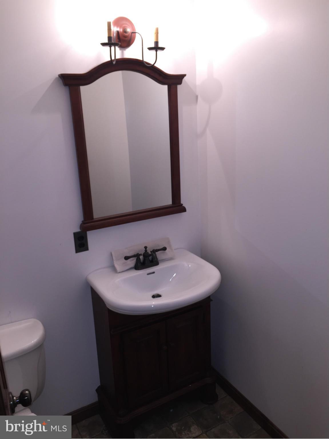 13402 Rhodes Court Clear Spring, MD 21722 - Photo 14 of 30 Bath