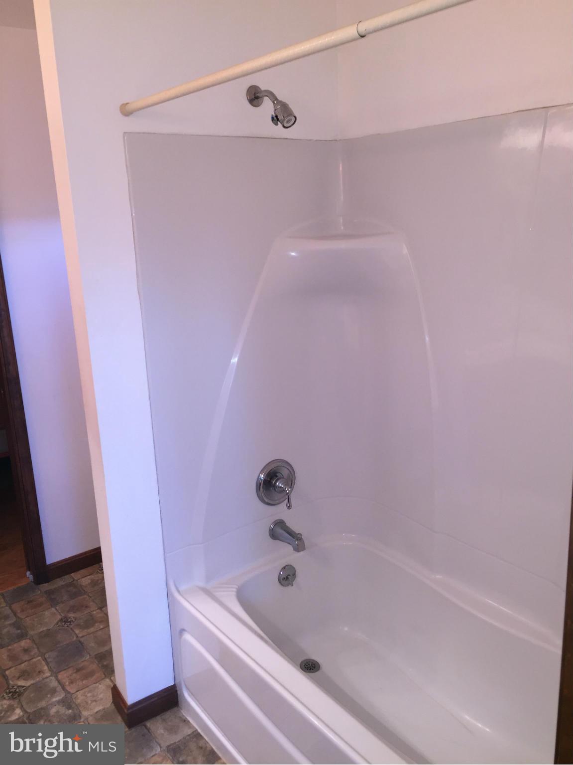 13402 Rhodes Court Clear Spring, MD 21722 - Photo 18 of 30 Bath
