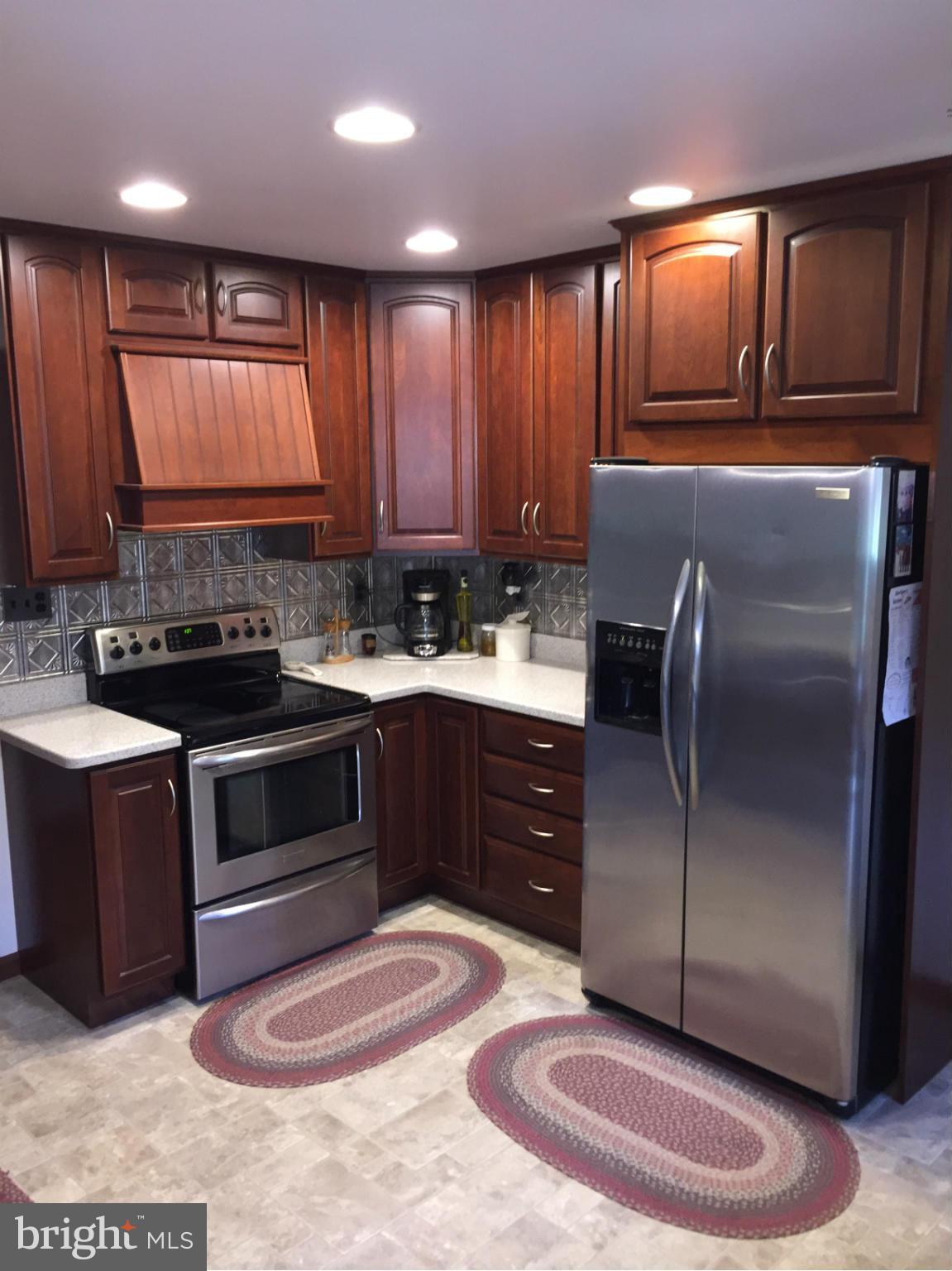 13402 Rhodes Court Clear Spring, MD 21722 - Photo 4 of 30 Kitchen