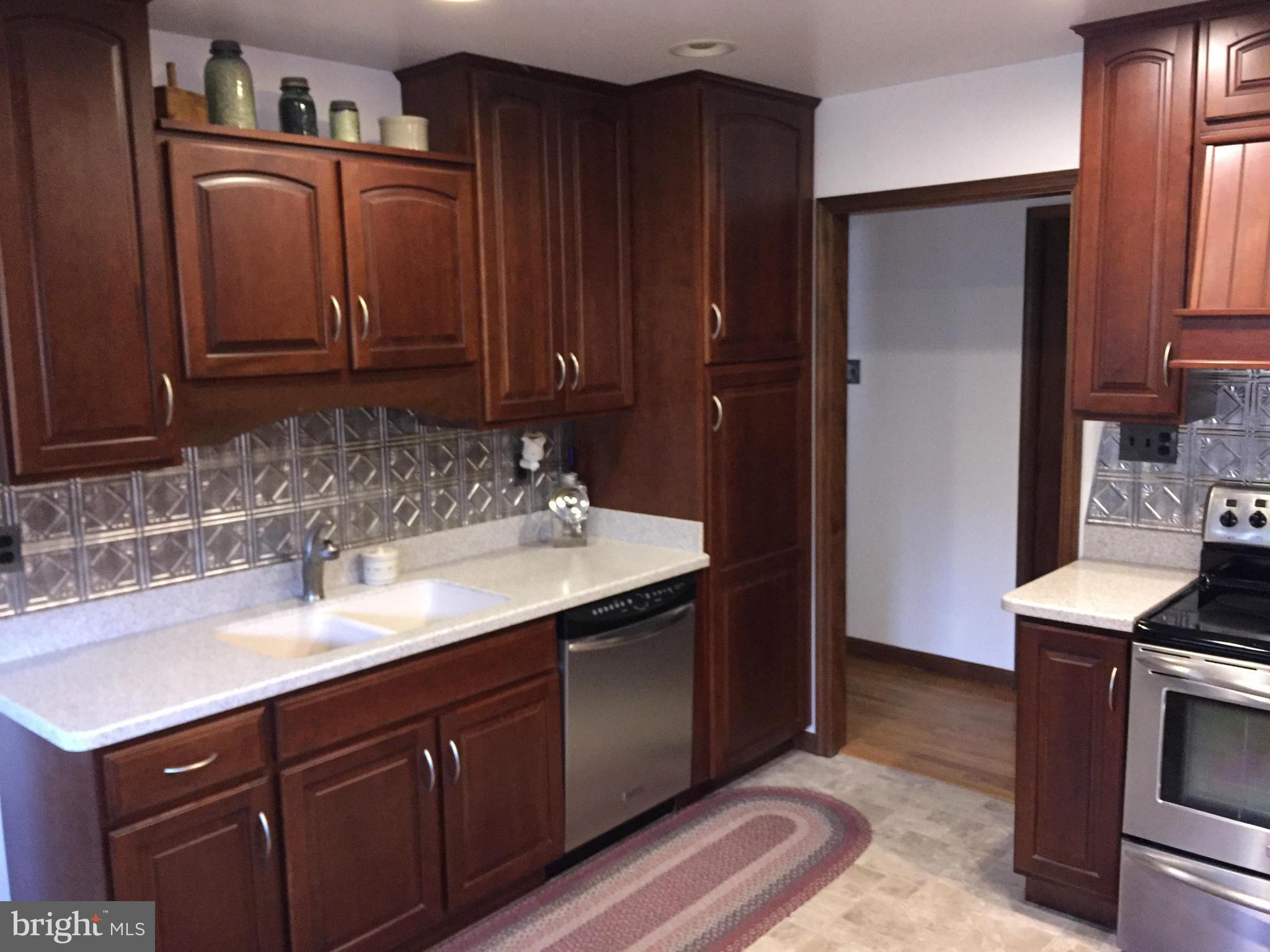 13402 Rhodes Court Clear Spring, MD 21722 - Photo 5 of 30 Kitchen