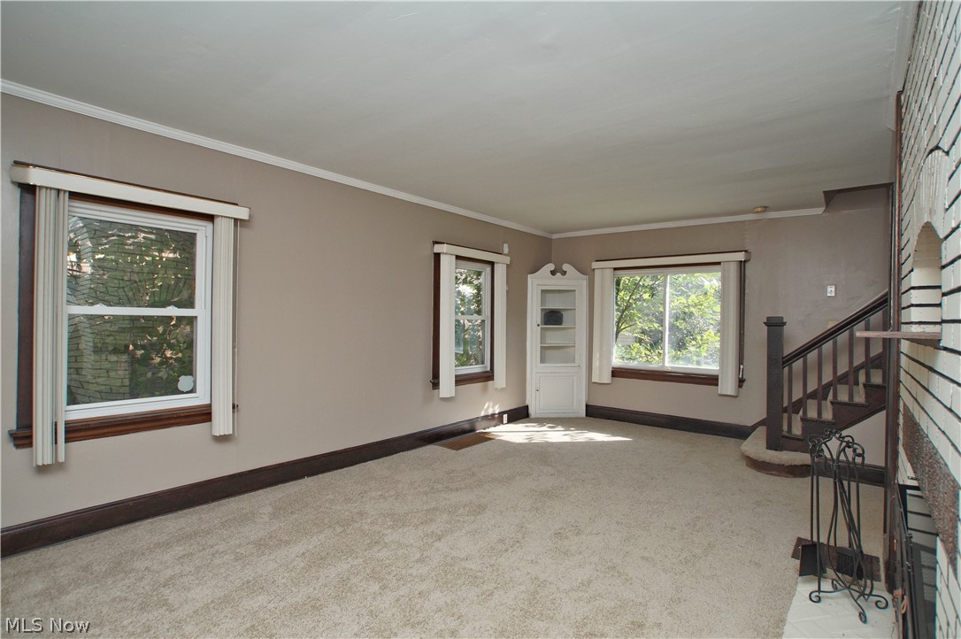 16312 Helmsdale Road Cleveland, OH 44112 - Photo 12 of 28