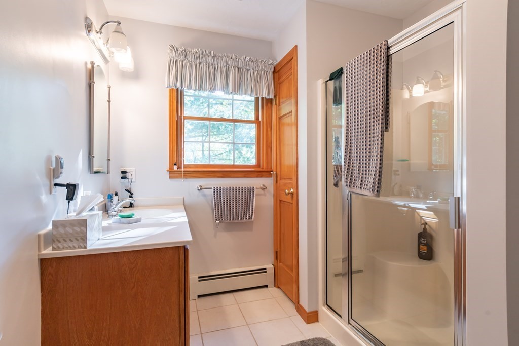70 Townsend Harbor Road Lunenburg, MA 01462 - Photo 20 of 31 Gallery Image 20