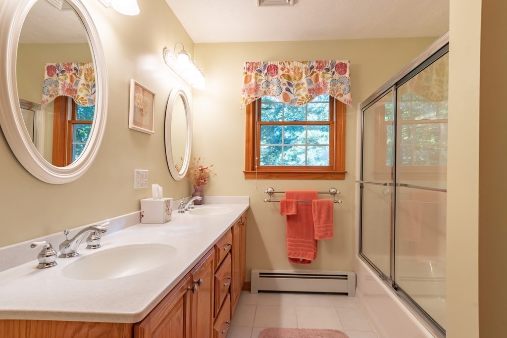 70 Townsend Harbor Road Lunenburg, MA 01462 - Photo 27 of 31 Gallery Image 27