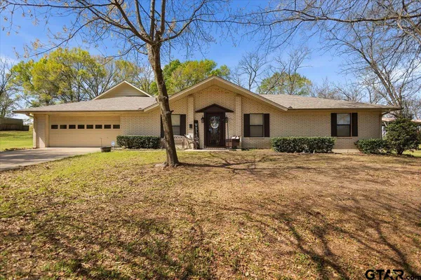 $339,900 | 107 Galloway Avenue, Naples, TX 75568