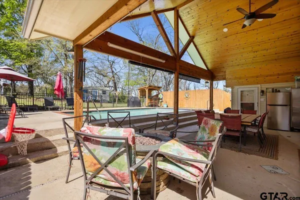 $339,900 | 107 Galloway Avenue, Naples, TX 75568