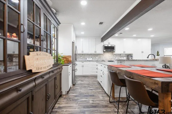 $339,900 | 107 Galloway Avenue, Naples, TX 75568