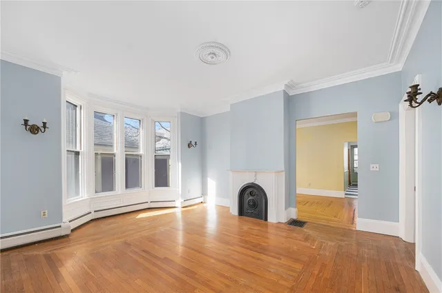 $2,300 | 89 Oak Street, Unit 2, Providence, RI 02909