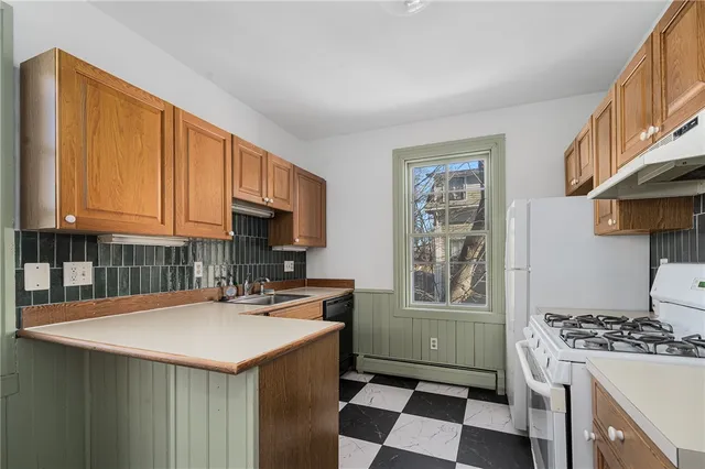 $2,300 | 89 Oak Street, Unit 2, Providence, RI 02909