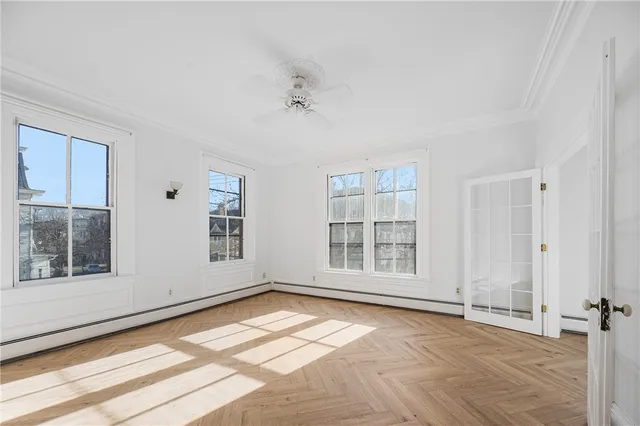 $2,300 | 89 Oak Street, Unit 2, Providence, RI 02909