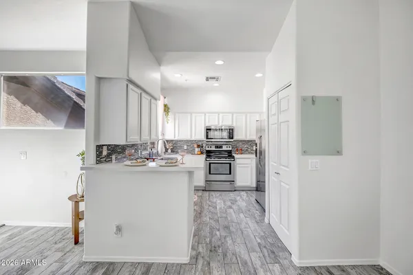 $325,000 | 1445 East Broadway Road, Unit 208, Tempe, AZ 85282