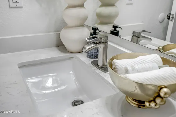 $325,000 | 1445 East Broadway Road, Unit 208, Tempe, AZ 85282