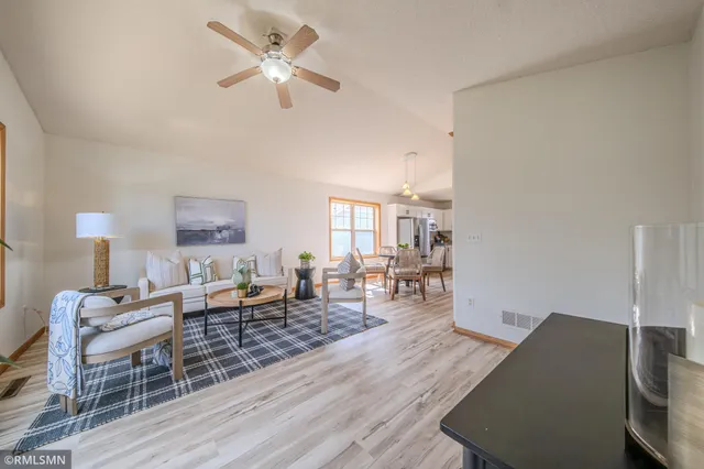 $305,000 | 1002 Pleasant View Court Northwest, Isanti, MN 55040