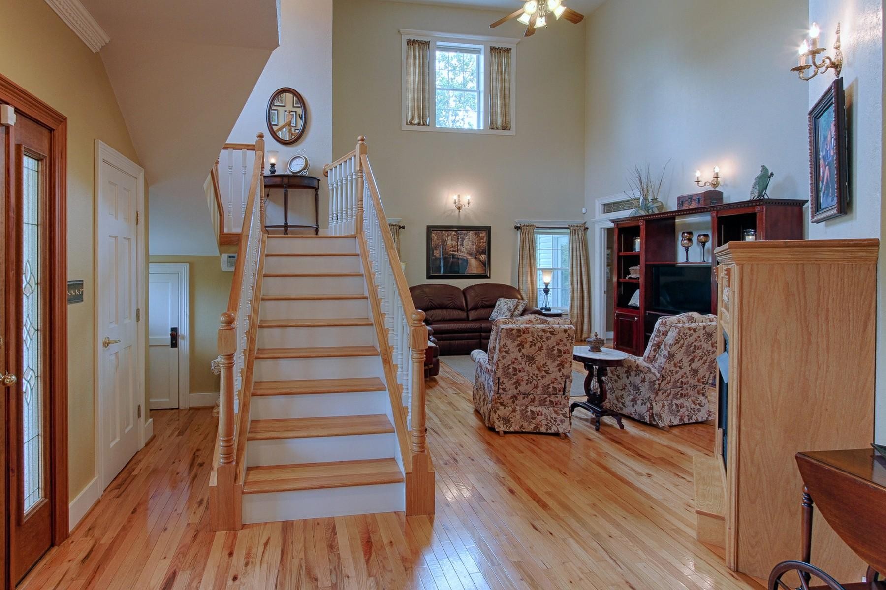 3233 Dry Hill Road Butler, TN 37640 - Photo 7 of 25 Gallery Image 7