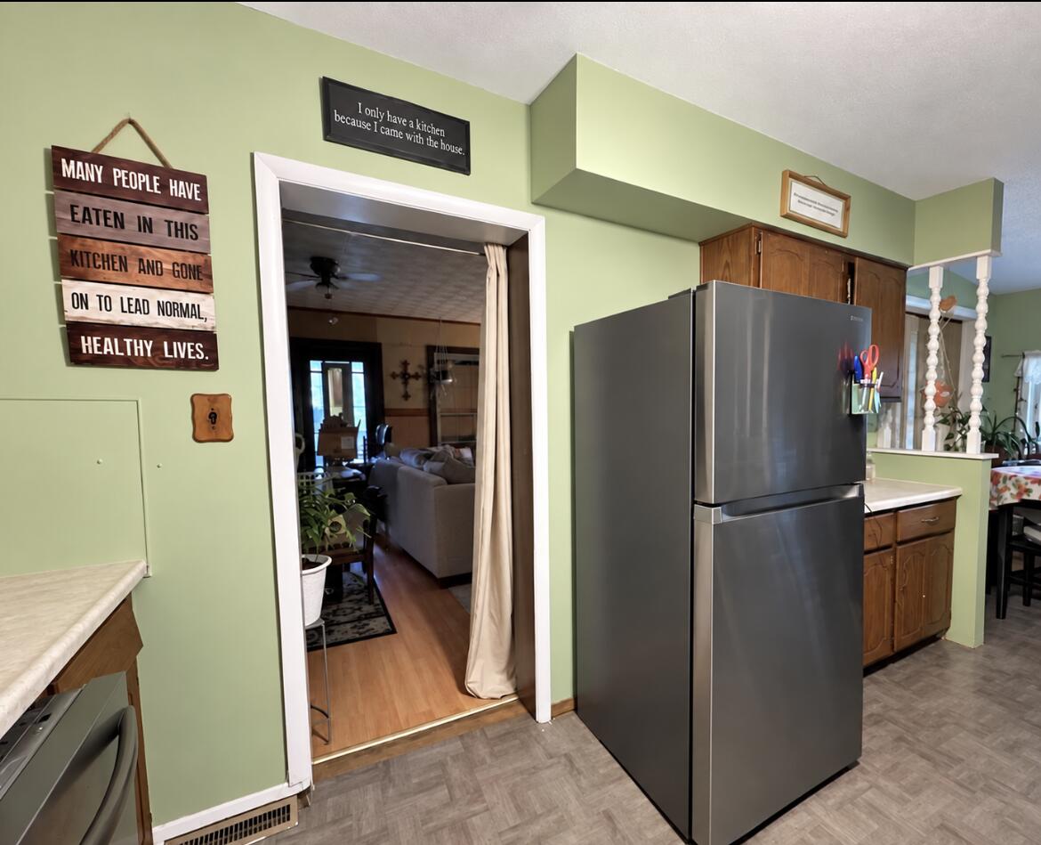 10025 Pulaski Road Hanover, MI 49241 - Photo 15 of 25 Kitchen