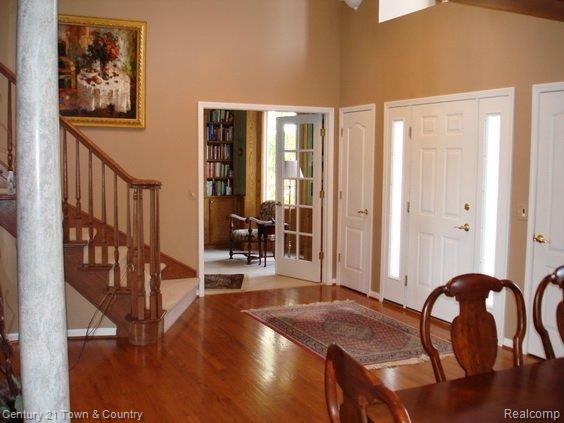 1158 Ridgeway Drive Rochester, MI 48307 - Photo 9 of 25 Foyer