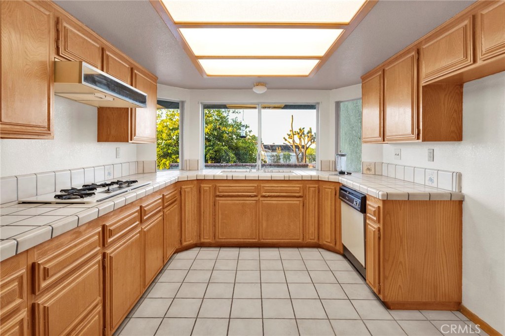 4374 Sunset Road Phelan, CA 92371 - Photo 11 of 55 Gallery Image 11