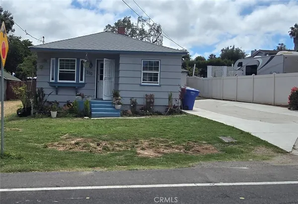 $755,000 | 200 Plymouth Drive, Vista, CA 92083