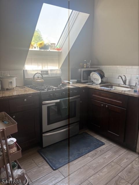 637 Parker Street, Unit 2 Newark, NJ 07104 - Photo 17 of 17