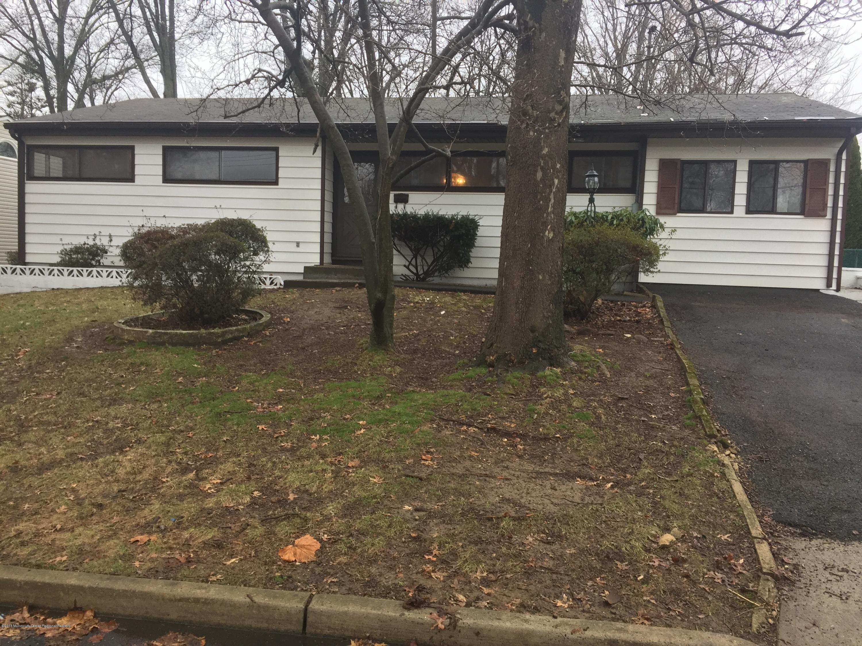 21 Fordham Road Parlin, NJ 08859 - Photo 1 of 8 21 fordham front