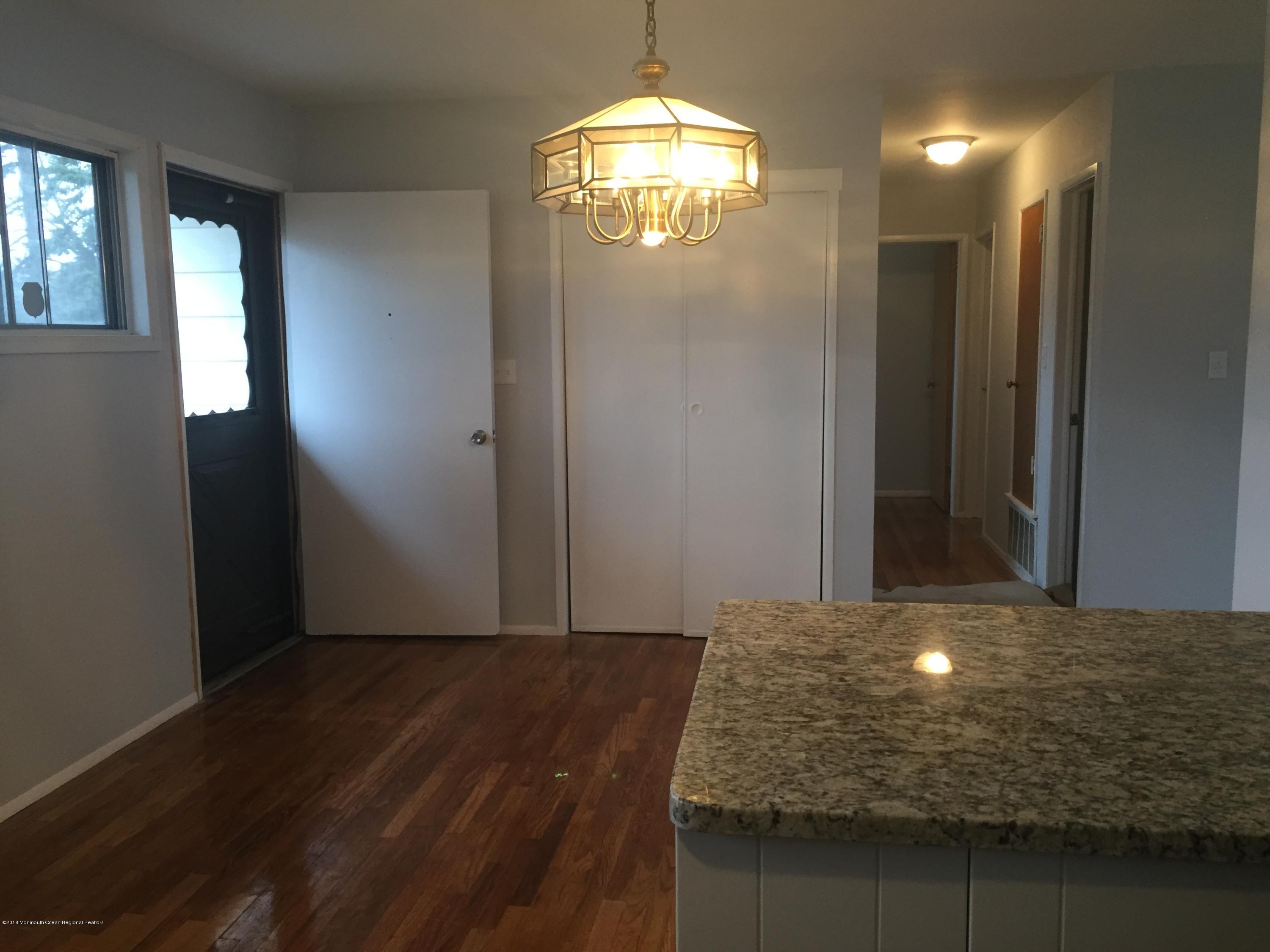 21 Fordham Road Parlin, NJ 08859 - Photo 6 of 8 IMG_0877