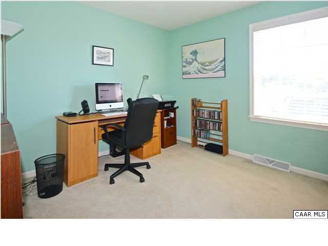 838 Swan Ridge Road Charlottesville, VA 22903 - Photo 16 of 28 Bedroom 3