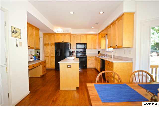 838 Swan Ridge Road Charlottesville, VA 22903 - Photo 5 of 28 Gallery Image 5