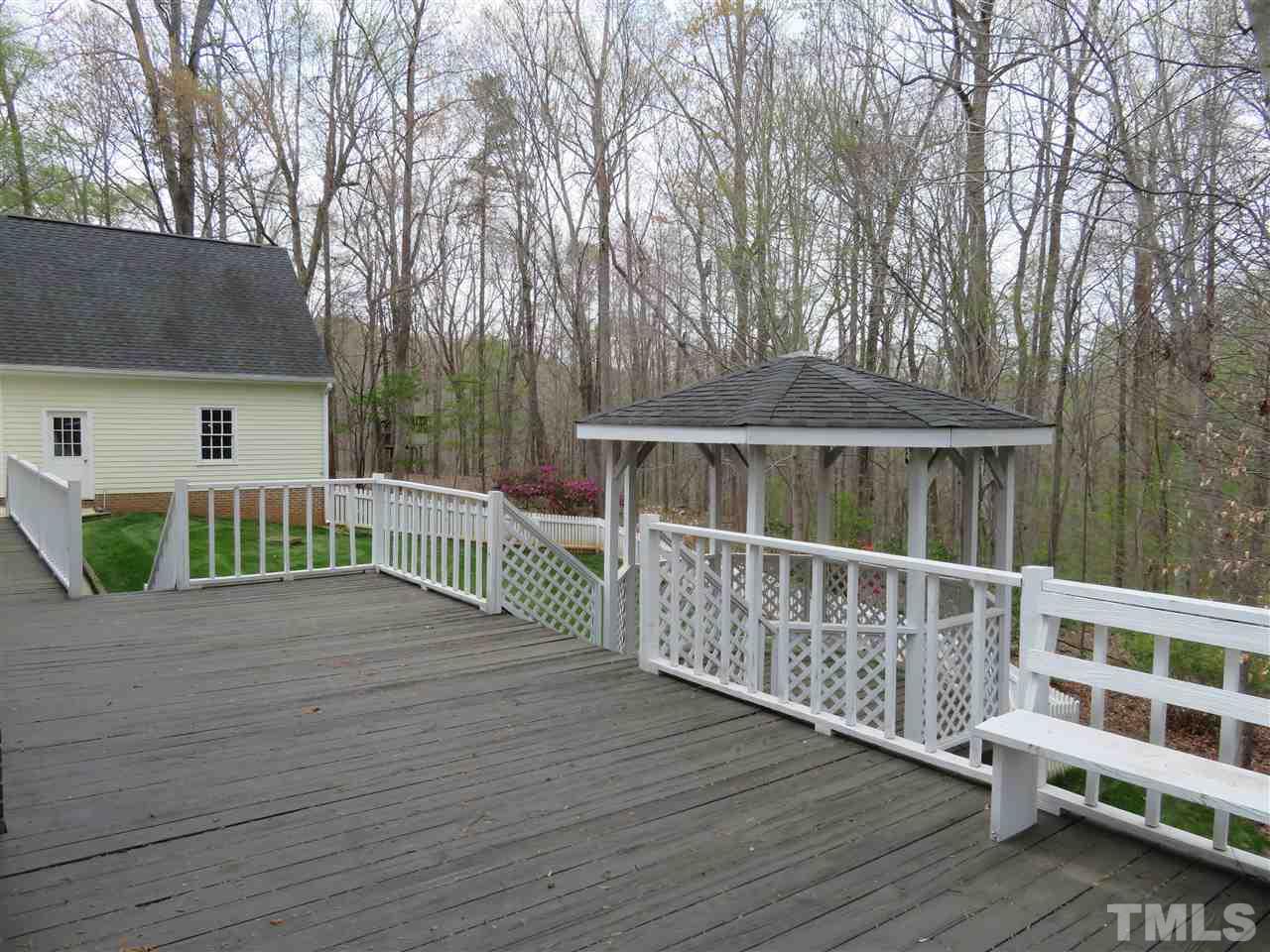 925 Bennington Drive Raleigh, NC 27615 - Photo 22 of 25