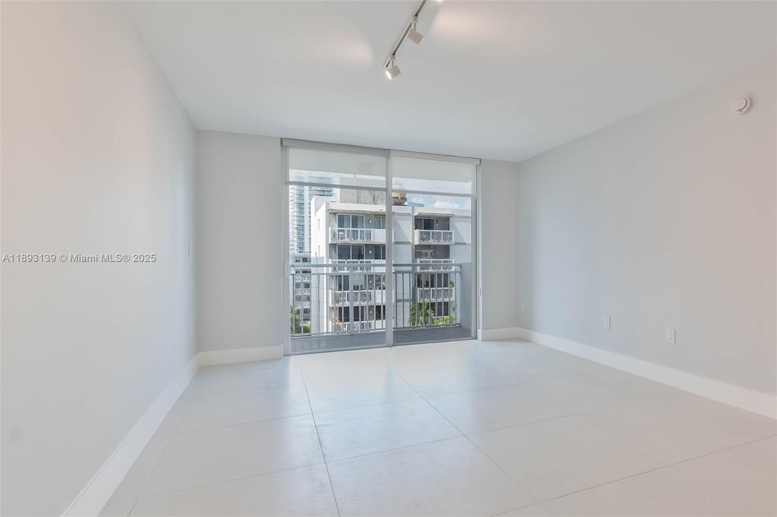 1665 Bay Road, Unit 522 Miami Beach, FL 33139 - Photo 16 of 30