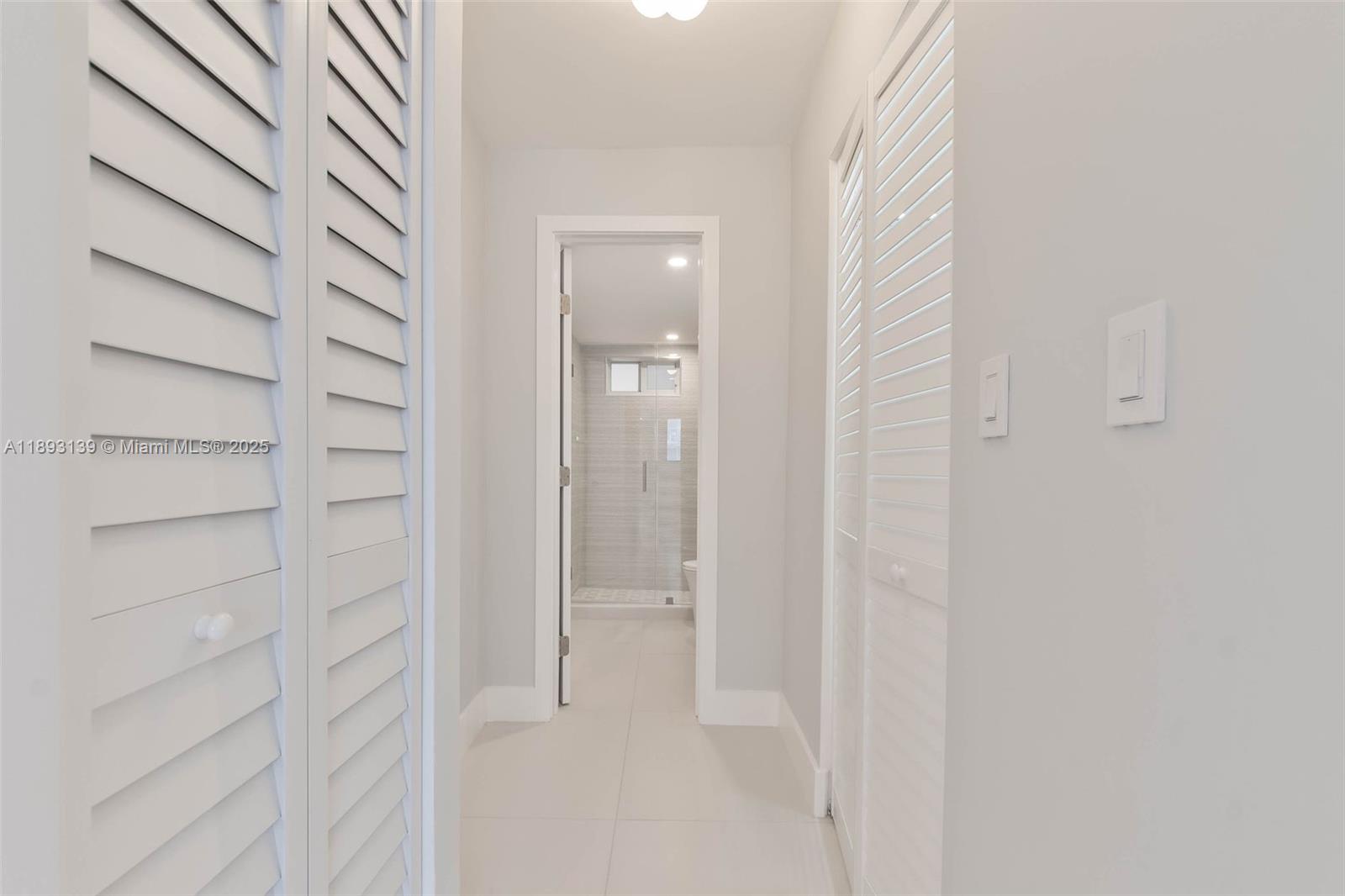 1665 Bay Road, Unit 522 Miami Beach, FL 33139 - Photo 8 of 30