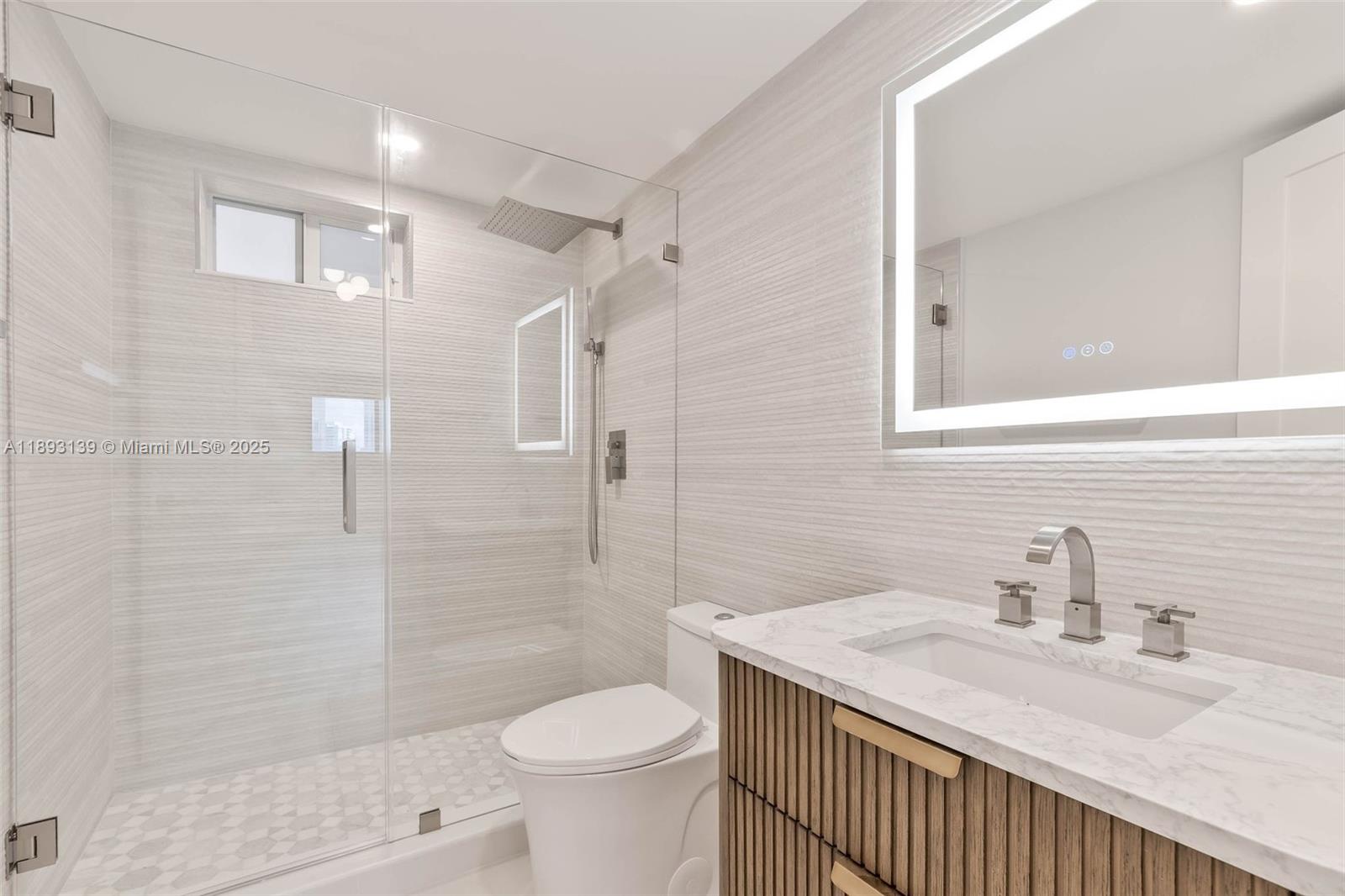 1665 Bay Road, Unit 522 Miami Beach, FL 33139 - Photo 9 of 30