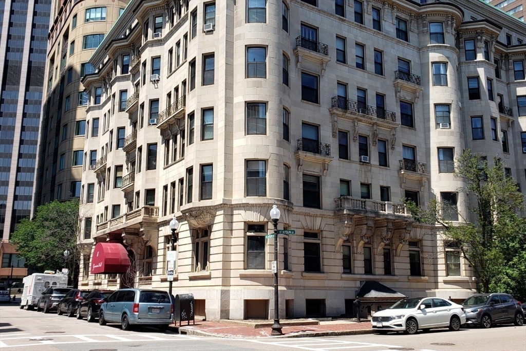 8 Garrison Street, Unit 408 Boston, MA 02116 - Photo 20 of 21