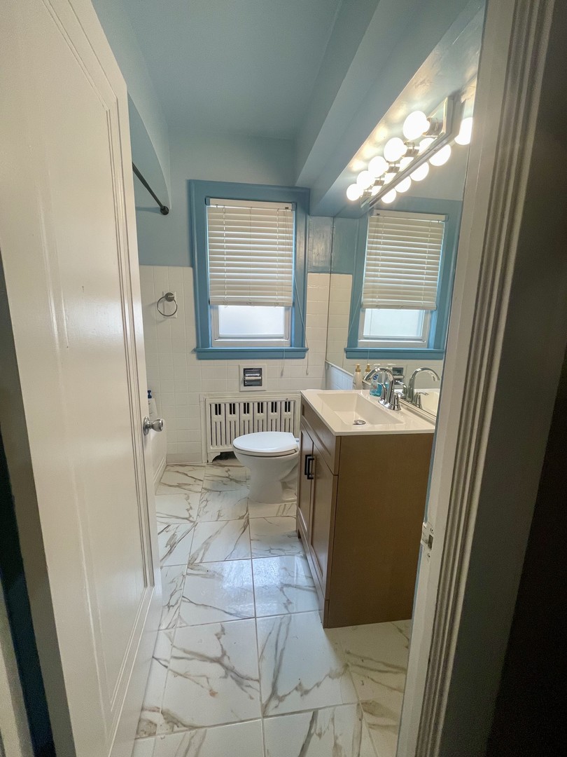 3214 North Rutherford Avenue Chicago, IL 60634 - Photo 9 of 17 Gallery Image 9