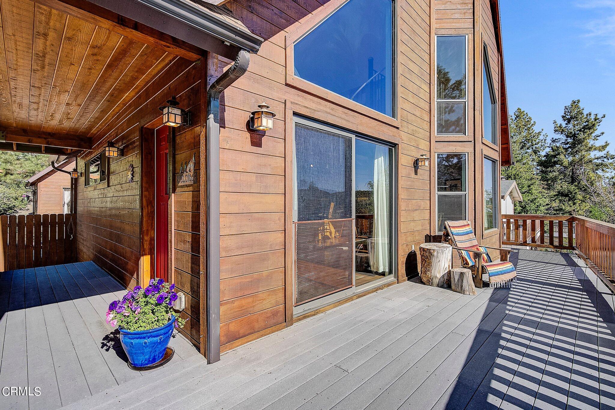 5390 Locarno Drive Wrightwood, CA 92397 - Photo 31 of 33 a view of balcony with a potted plant