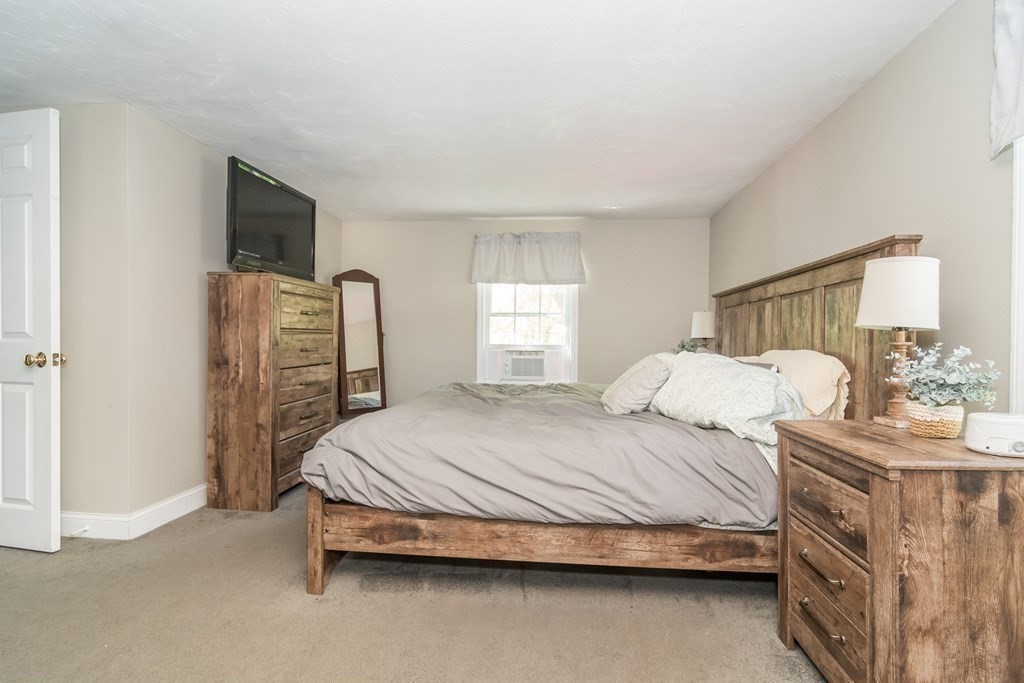 4 Perry Road Natick, MA 01760 - Photo 13 of 21