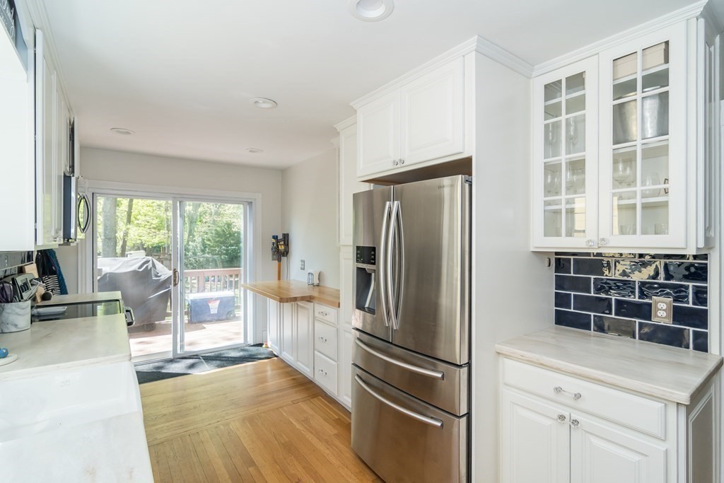 4 Perry Road Natick, MA 01760 - Photo 4 of 21
