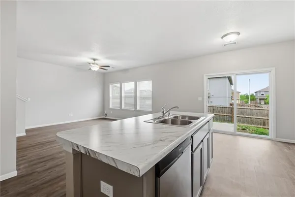 $350,000 | 21305 West 215th Street, Spring Hill, KS 66083