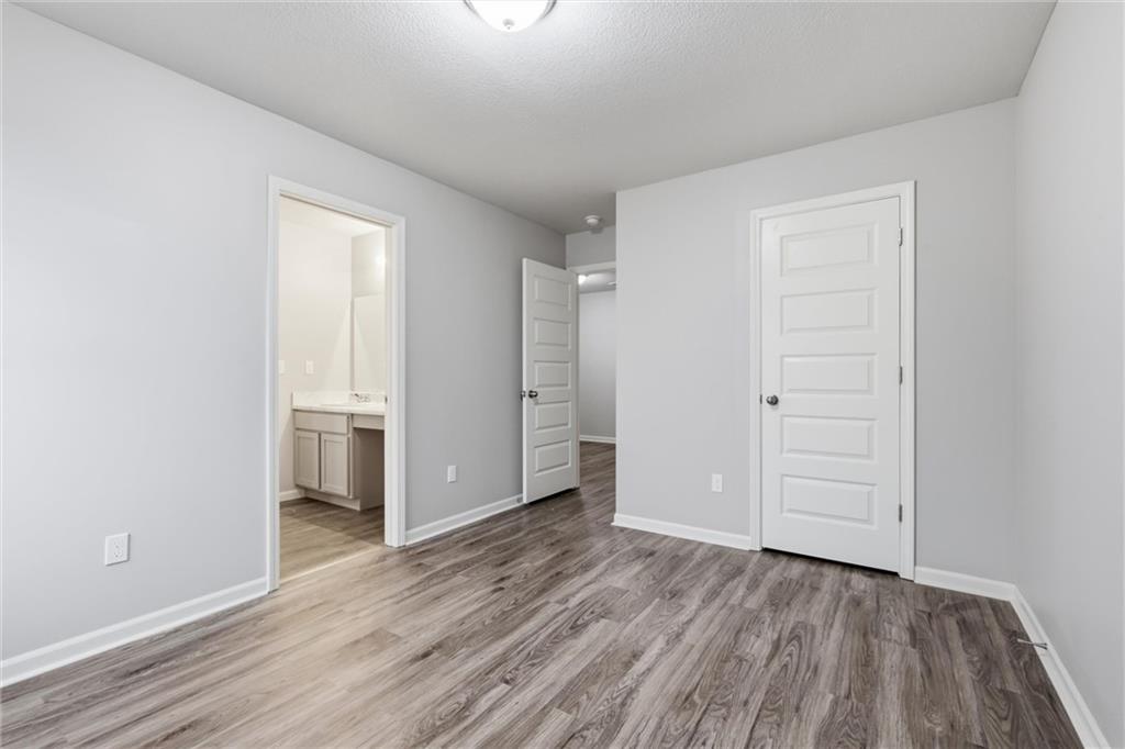 21305 West 215th Street Spring Hill, KS 66083 - Photo 23 of 32