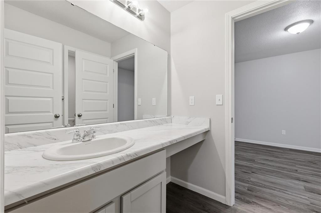 21305 West 215th Street Spring Hill, KS 66083 - Photo 24 of 32
