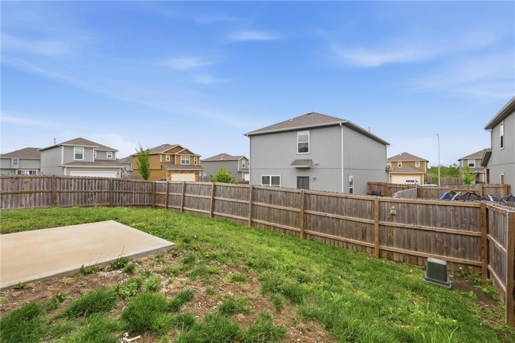 21305 West 215th Street Spring Hill, KS 66083 - Photo 26 of 32