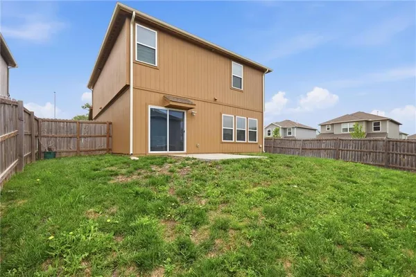 $350,000 | 21305 West 215th Street, Spring Hill, KS 66083