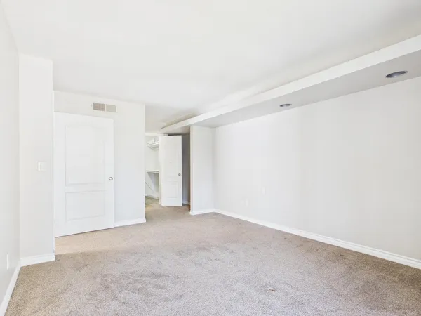 $1,500 | 3420 West Danbury Drive, Unit C203, Phoenix, AZ 85053