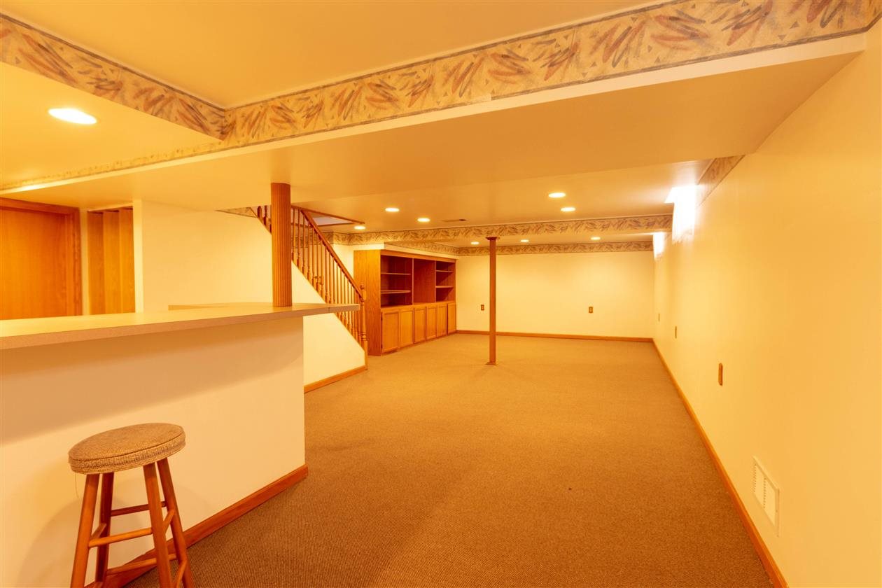 24920 Roxana Avenue Eastpointe, MI 48021 - Photo 17 of 21 31347631-16.JPG