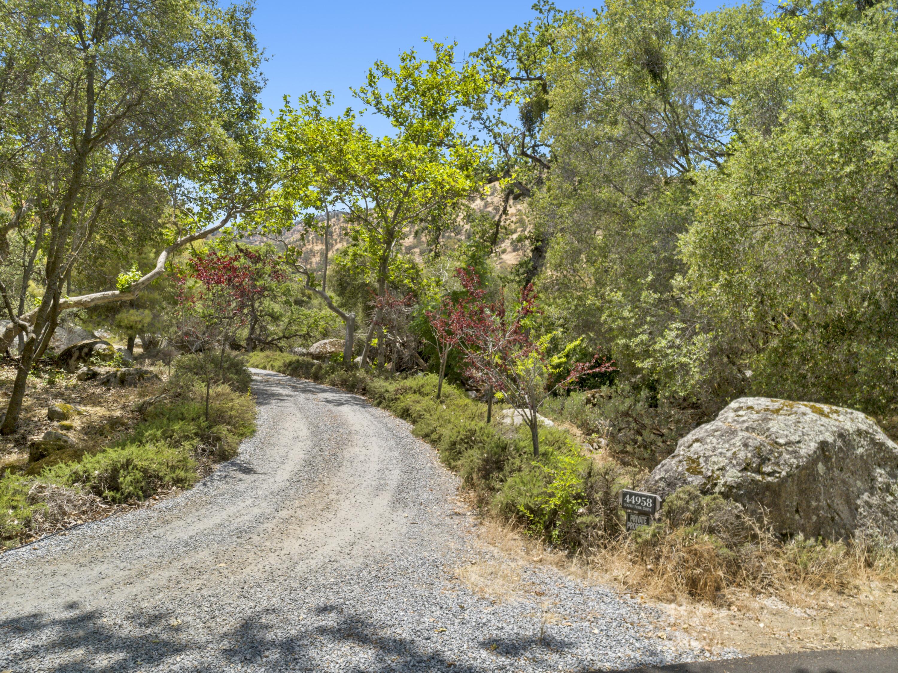 44958 South Fork Drive Three Rivers, CA 93271 - Photo 4 of 59 089_Aerial