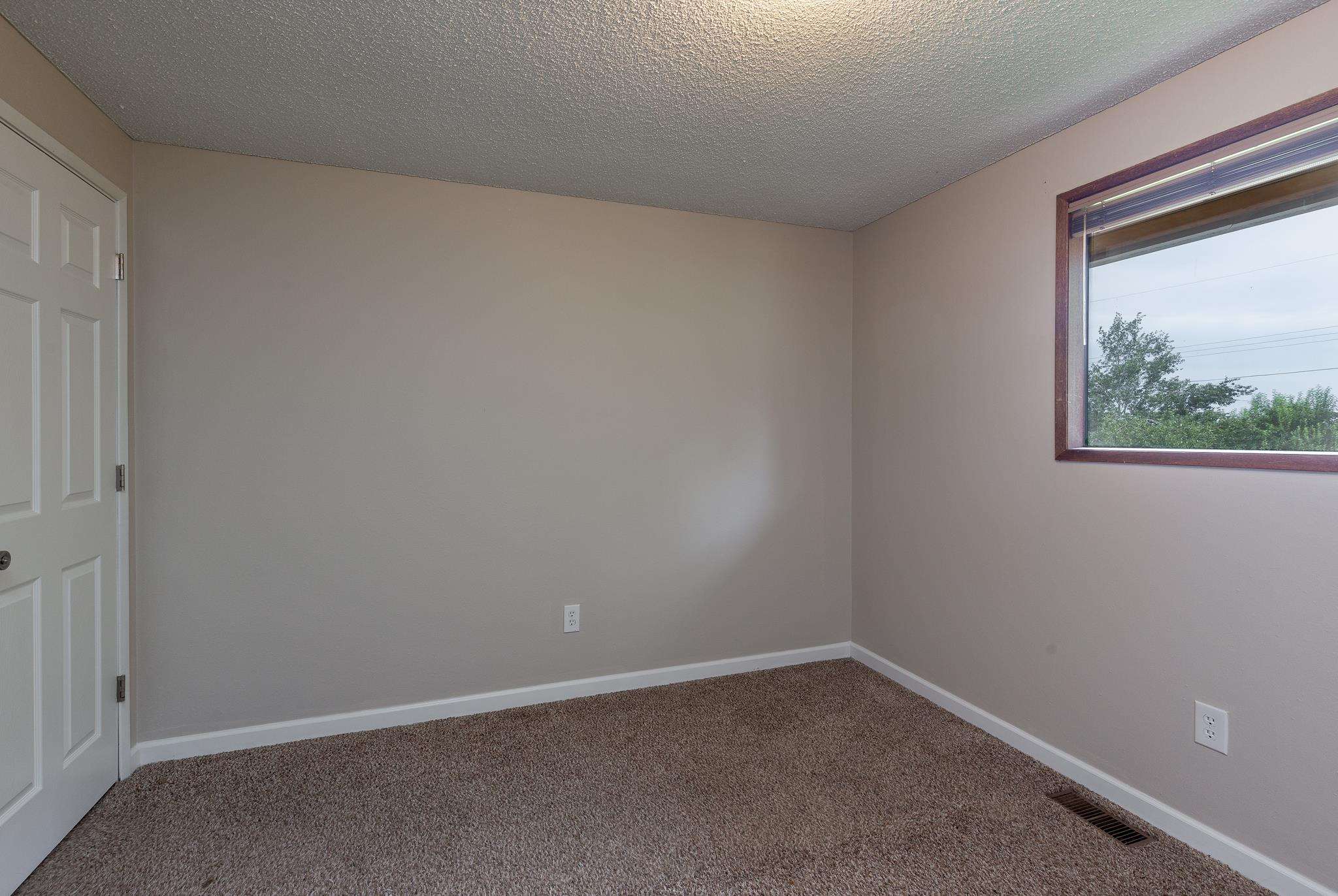 4333 South Locust Road Spokane Valley, WA 99206 - Photo 16 of 45 Gallery Image 16