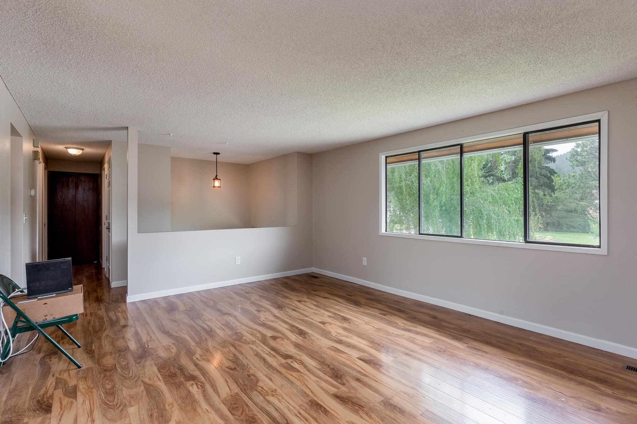 4333 South Locust Road Spokane Valley, WA 99206 - Photo 3 of 45 Gallery Image 3