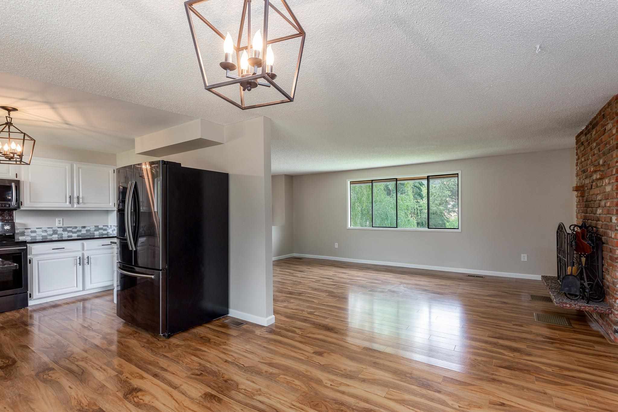 4333 South Locust Road Spokane Valley, WA 99206 - Photo 9 of 45 Gallery Image 9