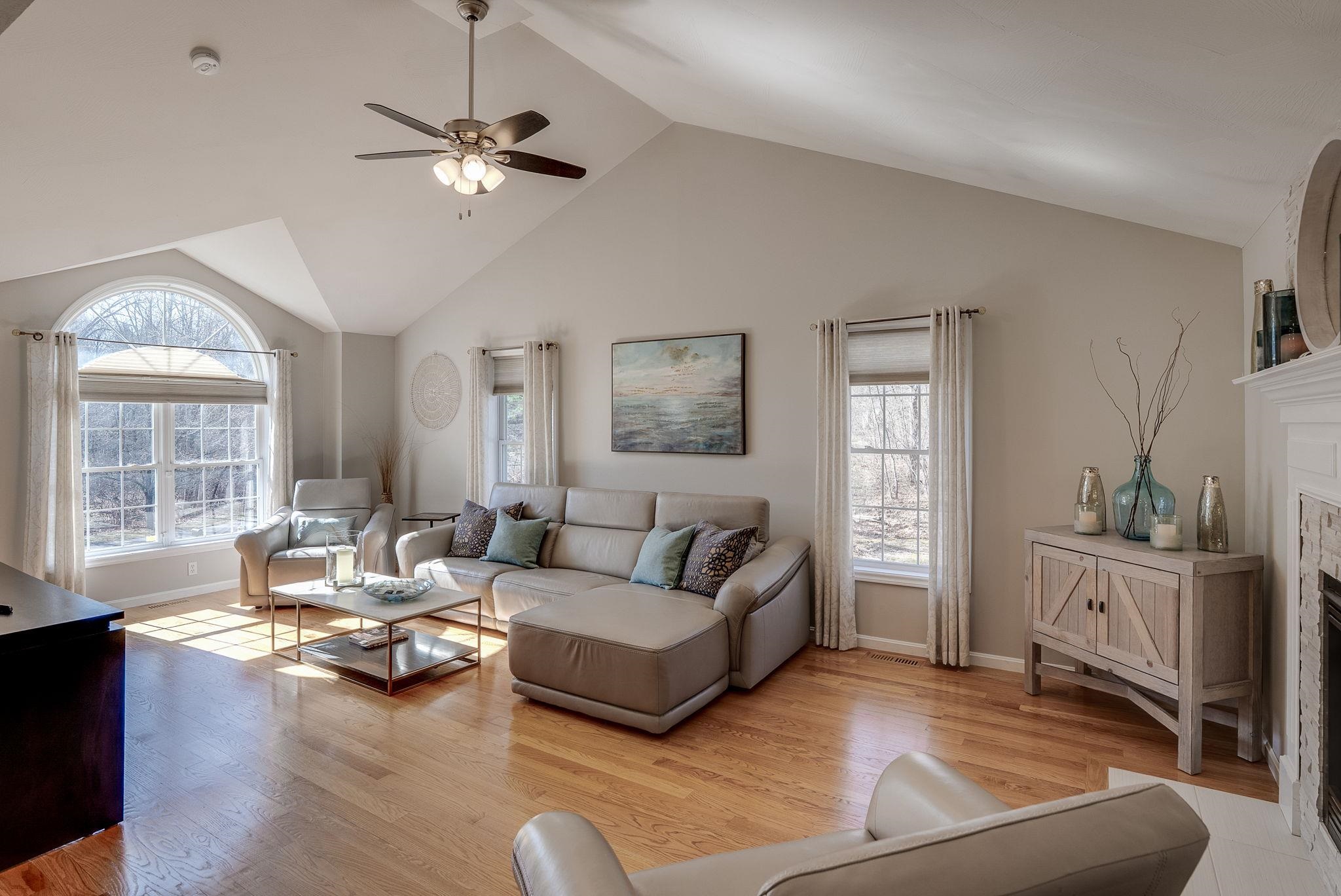 11 Coventry Lane Salem, NH 03079 - Photo 16 of 51