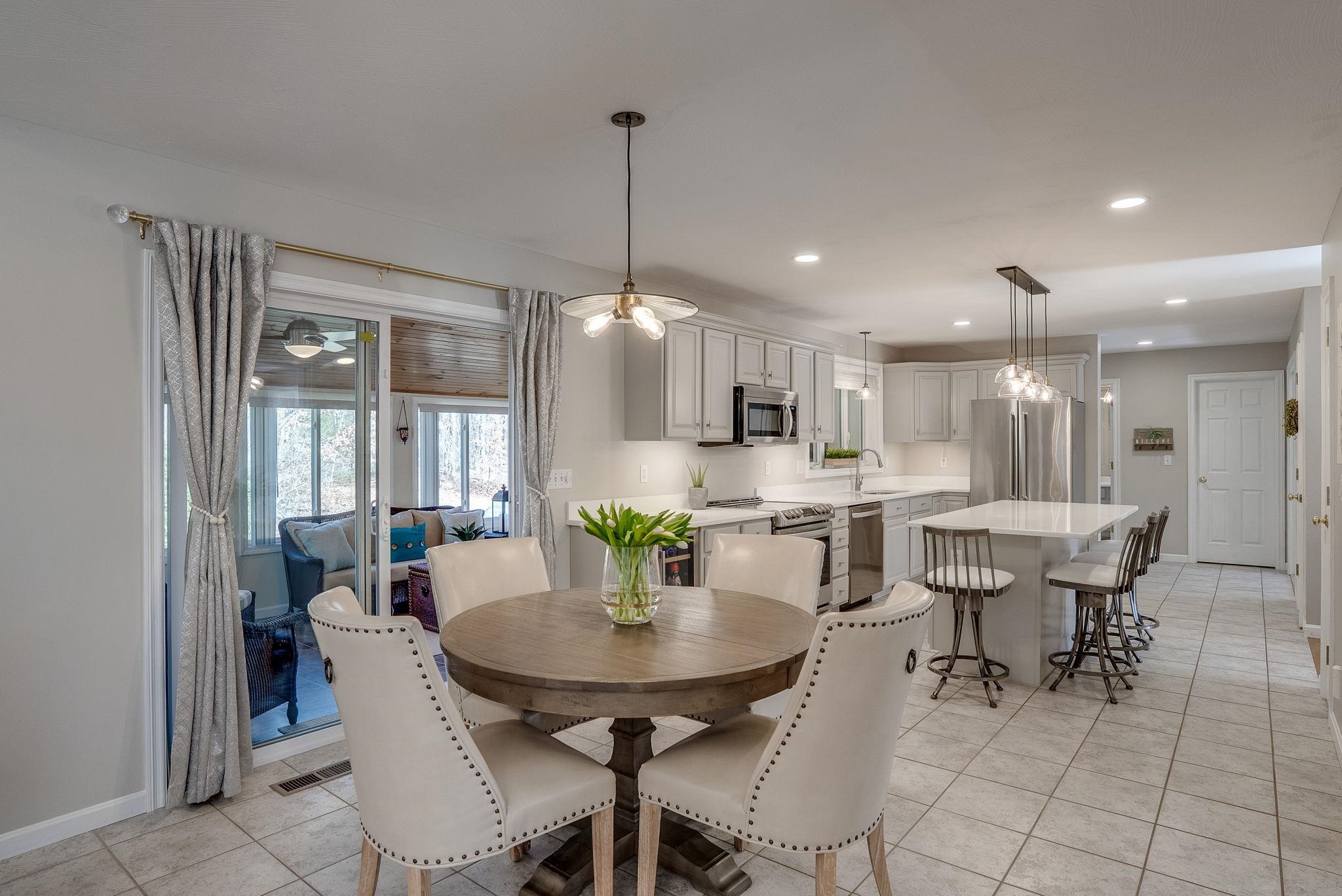 11 Coventry Lane Salem, NH 03079 - Photo 21 of 51